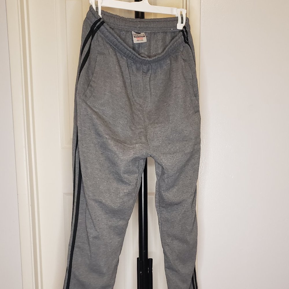 Men's Gray w/ Black Outlines Best Sports Fleece Sweatpants Large